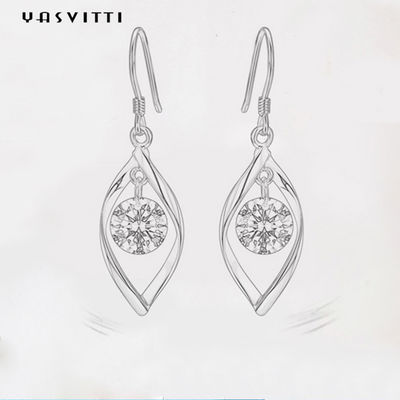 1.61 Inci 0.04oz Anting-Anting Hati Perak Nyata 5A Anting-Anting Bentuk Daun Zirkonia
