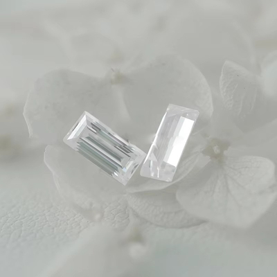 Melee yang sempurna Moissanite Baguette Cut Loose D Warna Vvs1 Moissanite Berlian