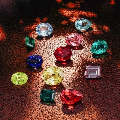 Lab Tumbuh Jedi Darah Warna Ruby Oval Berkilau Potong Sertifikat Lab Dibuat Ruby