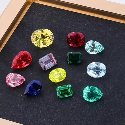 Synthetic Lab Tumbuh Emerald Batu Permata VVS Semua Ukuran Bentuk Disesuaikan