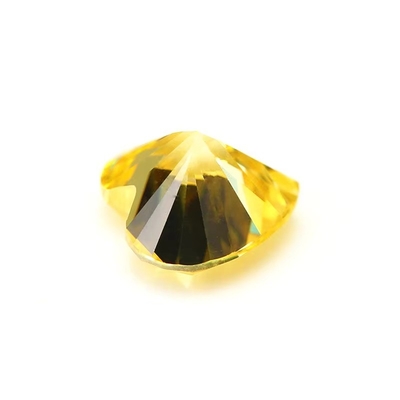 Warna CZ Moissanite Diamond Heart Cut 3x3mm 4x4mm Zirconia Kubik Sintetis