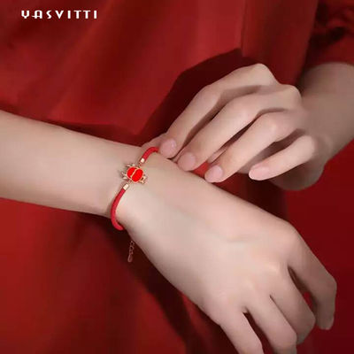 19.5 cm 2.9 Gram Sterling Silver Perhiasan Gelang Jantung CZ Gelang Benang Merah ODM