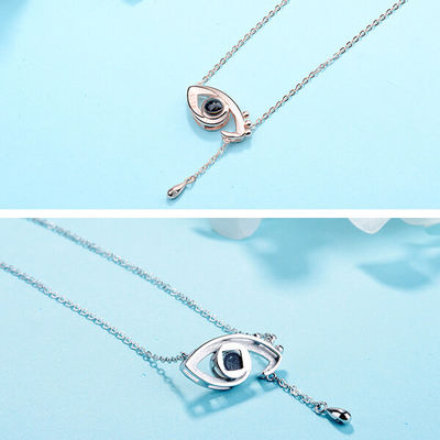 3.9 gram 0.48X0.84in Angel Eyes Necklace Kustom Proyeksi Cahaya Kalung ODM