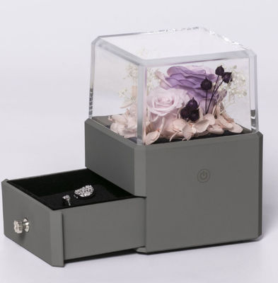 Kotak Cincin Perhiasan Bunga Resin Dengan Bunga Di Dalam 115X115X110mm